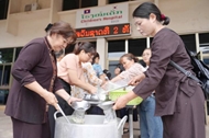 OVs in Laos provide heartfelt meals for the needy